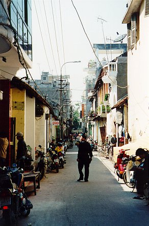 hanoi_street7.jpg