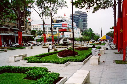 hcmc_street4.jpg